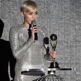 Miley's TV special 'bombs'