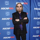 Tom Petty talks 'hypnotised generation'