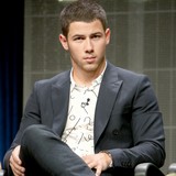 Nick Jonas: Fans pass gas
