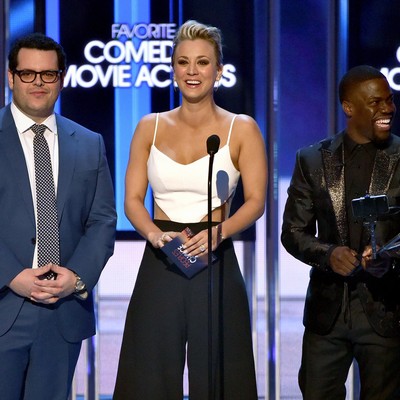 Cuoco makes Bang at Peoples Choice Awards