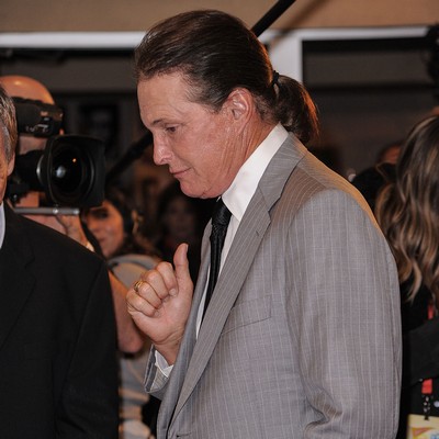 Bruce Jenner involved in fatal crash