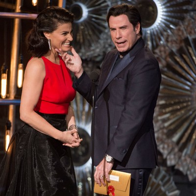 Travolta rep: Oscars moment was rehearsed