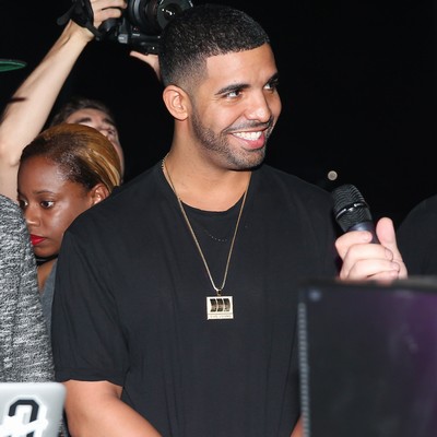 Drake blamed for Brown's cancelled concerts