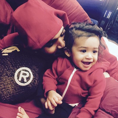 Chris Brown debuts Royalty