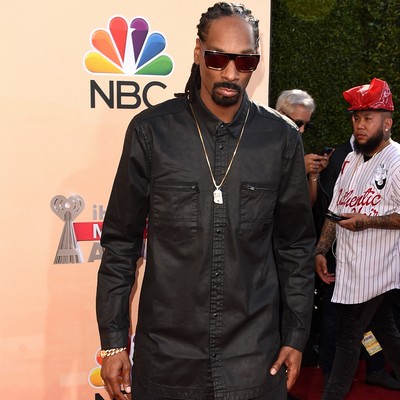 Snoop reveals morning spliff routine