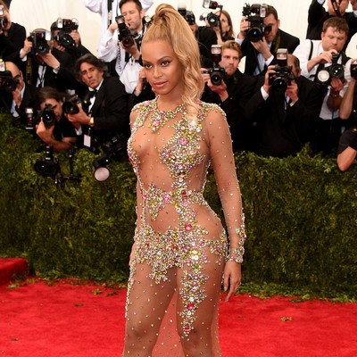 Beyoncé recommends online dating