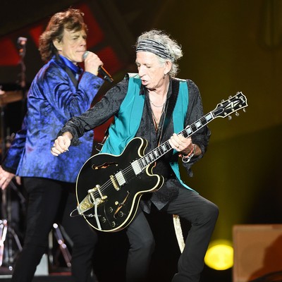 Keith Richards jousts with Jagger