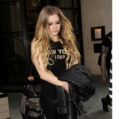 Lavigne: I want to make movies!