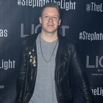 Macklemore welcomes daughter