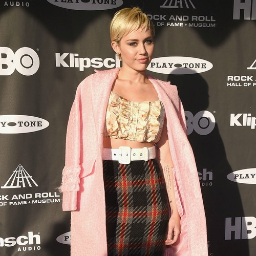 Miley Cyrus: My boobs made Paul McCartney blush