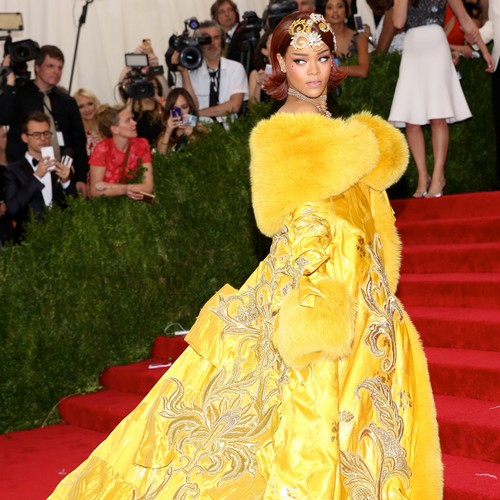 Rihanna's record not ready for release, says father