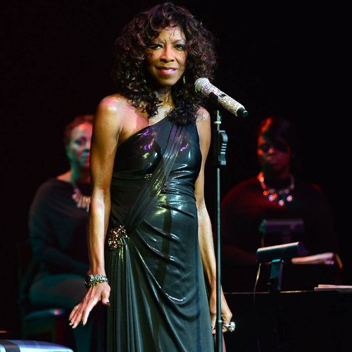 Stars pay tribute to Natalie Cole following her death at 65