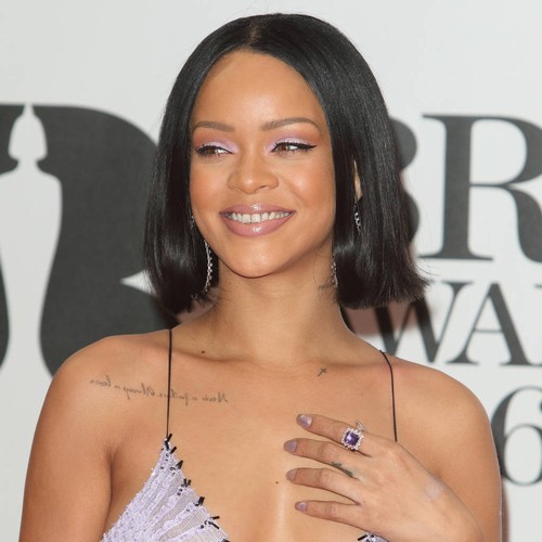 Rihanna: 'There is no rivalry with Beyonce'