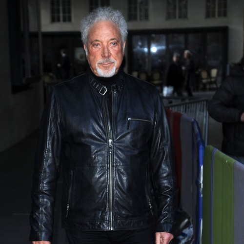 Tom Jones' wife dies after 'short but fierce battle with cancer'