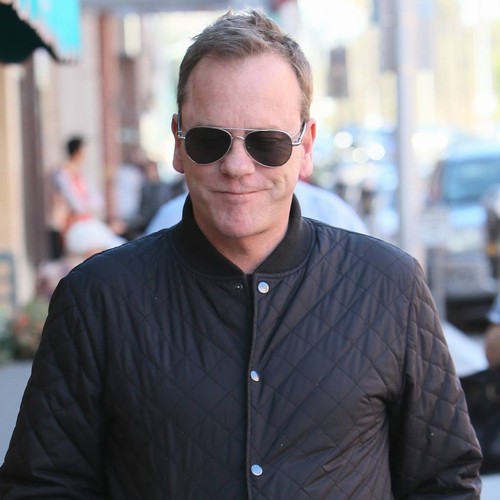 Kiefer Sutherland struggles to perform new song about dead friend