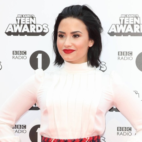 Demi Lovato back on Twitter a day after quitting social media