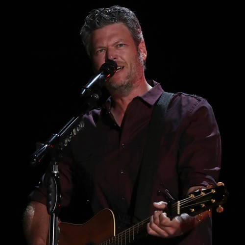 Blake Shelton: 'Gwen Stefani showed me up at birthday gig'