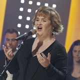 Susan-Boyle-e-Michael-Bublandeacute;-in-concerto-per-la-regina