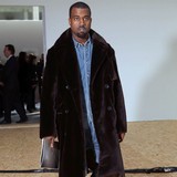 Kanye-West-in-tour-con-Kim-Kardashian-e-il-bandeacute;bandeacute;