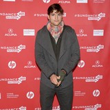 Ashton-Kutcher-fa-il-playboy