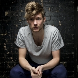 Matt-Woods-releases-debut-EP-Icarus-as-a-FREE-download