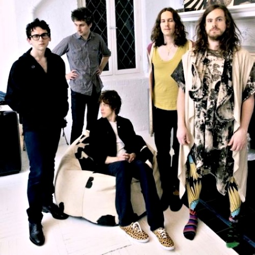 MGMT's, GZA and The Strokes appear in Devendra Banhart video