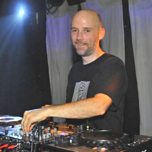 Moby returns to London for an ‘unplugged’ special