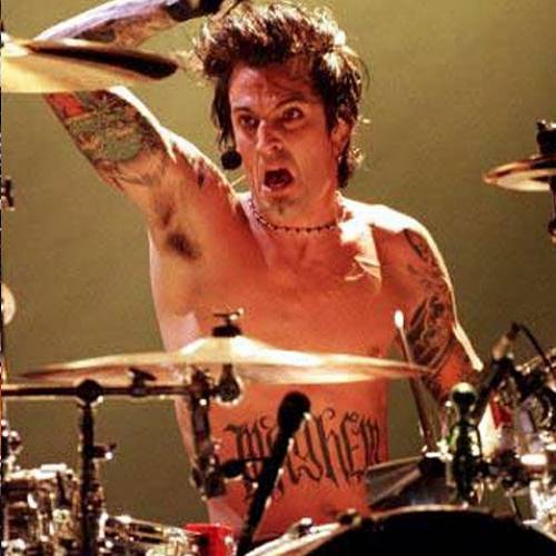 Tommy-Lee-wants-Johnny-Depp-to-play-him