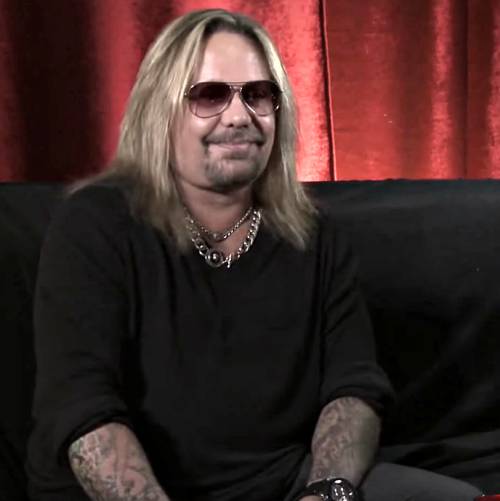 Motley-Crue-gig-cut-as-Vince-Neil-rushed-to-hospital