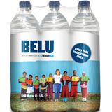 Rachel-Stevens-shows-her-bottle-for-WaterAid