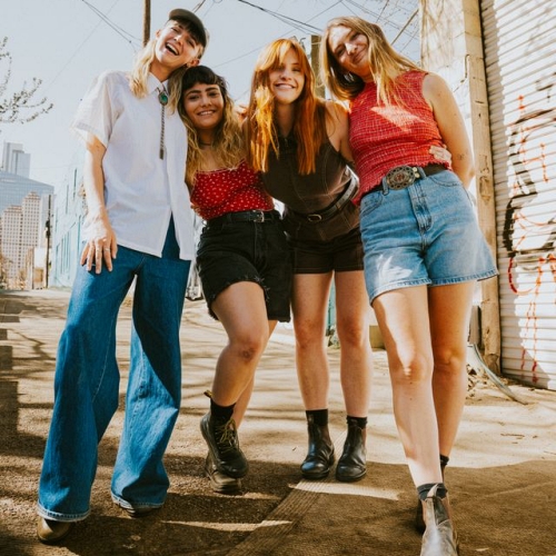 Australia’s indie-pop BFFs Betty Taylor return with infectious new track ‘Sucker Punch’