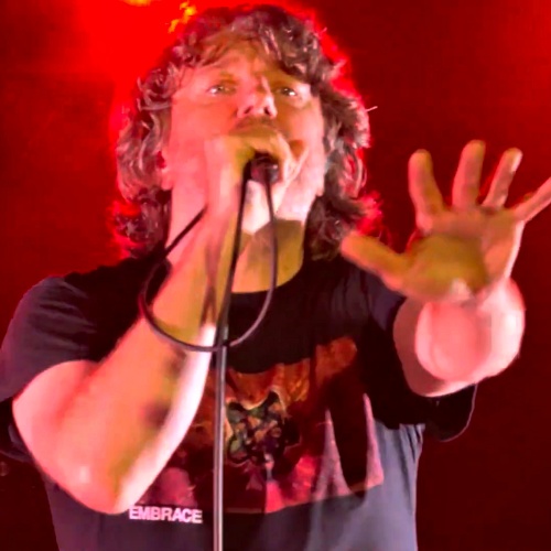 “I was in a shootout in Detroit”: Embrace frontman Danny McNamara shares terrifying near-death experience