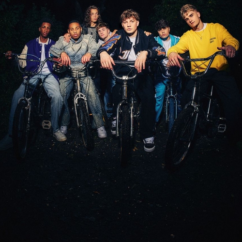 Sam Fender and December 10 fuel chart success with major live performances