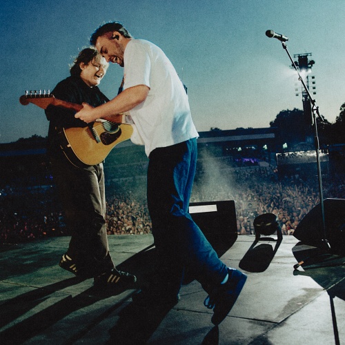 Lewis Capaldi welcomes Sam Fender for record-breaking duet at massive BST Hyde Park Show