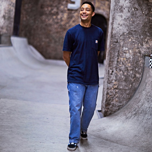 Loyle Carner: 'It's so nice to be in the real world after being online for so many months' thumbnail