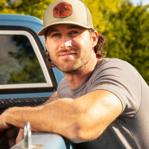 Riley Green Announces 2024 Ain't My Last Rodeo Tour - TrendRadars