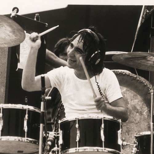 Bill Wyman claims addled Keith Moon launched a cat at his girlfriend