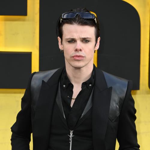 Yungblud gives Howard Stern a grilling after he declares 'rock is dead'