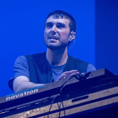 New Harry Styles song previewed by Fred Again.. at London’s Alexandra Palace