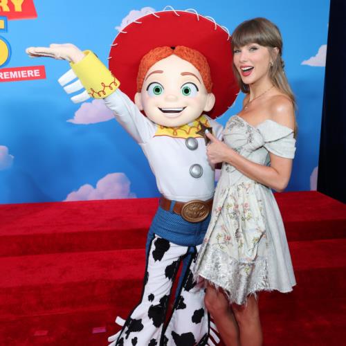 Taylor Swift explains double meanings in I Knew It, I Knew You