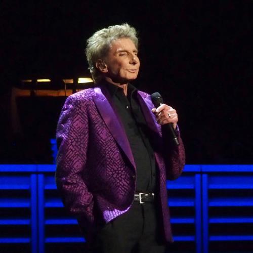Barry Manilow cancels Las Vegas shows after contracting bronchitis