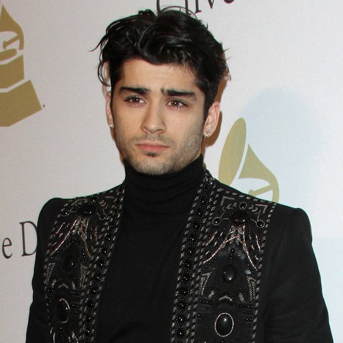 Zayn Malik is cured of his anxiety issues | 15 Minute News