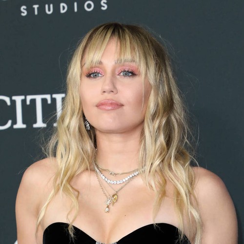 Miley Cyrus: 'I will continue to be friends with Cody Simpson following split'
