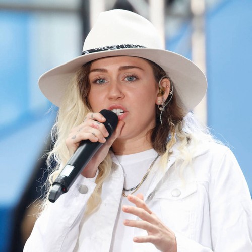 Miley Cyrus confirms grandmother's passing as she returns to social media
