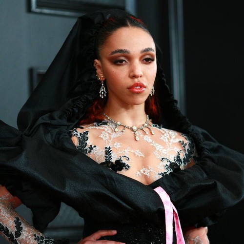 FKA Twigs: ‘Pole dancing helped me reclaim myself as a woman’ – Music News FKA Twigs: ‘Pole dancing helped me reclaim myself as a woman’ – Music News