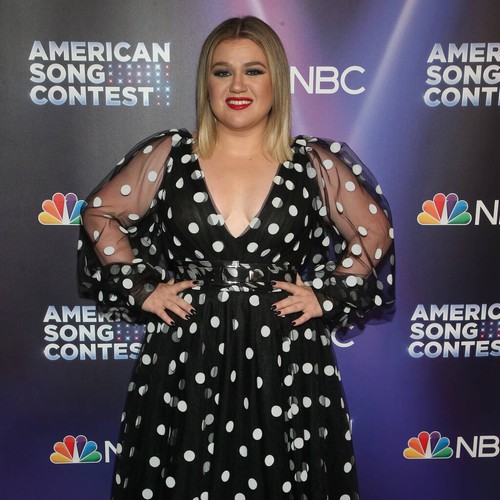 Kelly Clarkson wasn't sure if she would release 'angry' divorce album