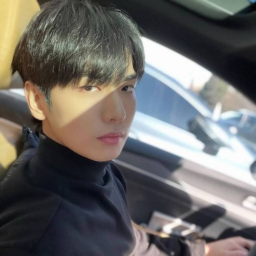 K-Pop singer Lee Jihan dies in stampede in South Korea
