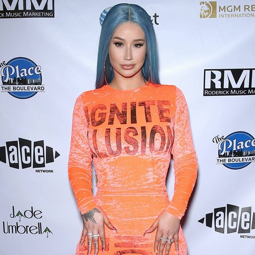 Iggy Azalea couldn't walk for three weeks following back surgery 'complications'