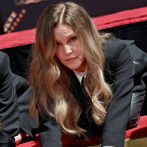 Lisa Marie Presley, hija de Elvis, muere a los 54 años tras breve hospitalización