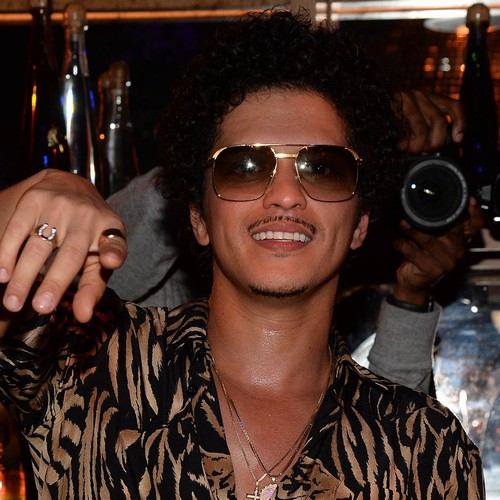 Bruno Mars does not have $50 million gambling debt, casino says
